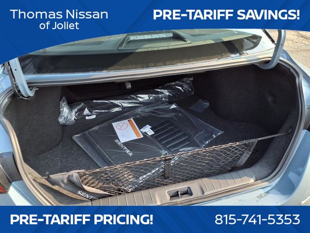 Vehicle image 14 of 25