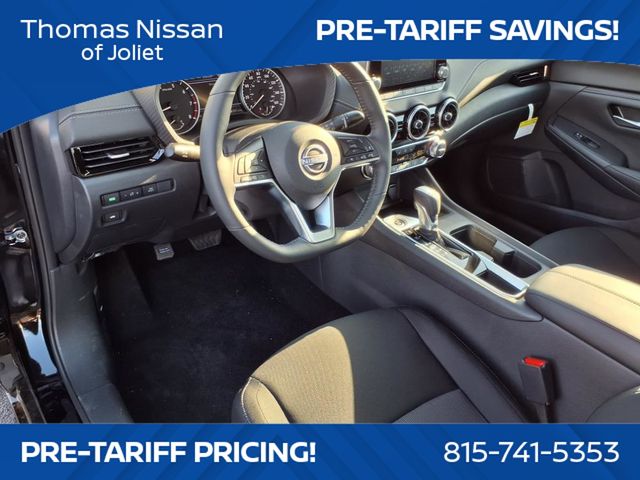 Vehicle image 14 of 25