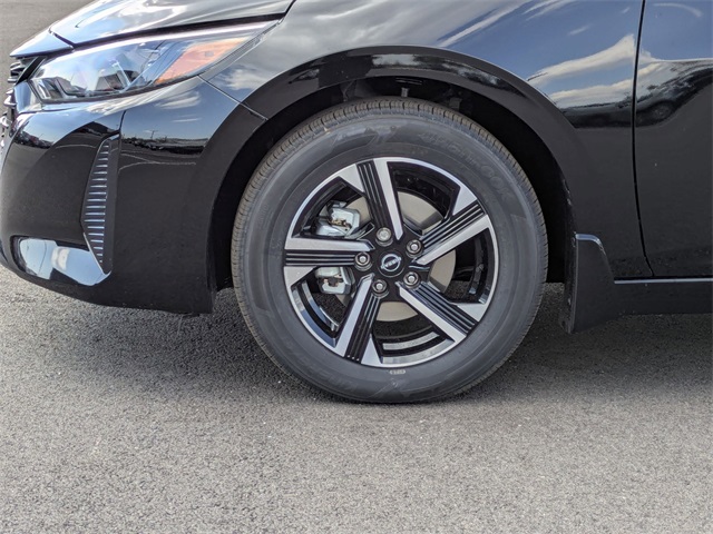 2025 Nissan Sentra SV Image 10 of 29