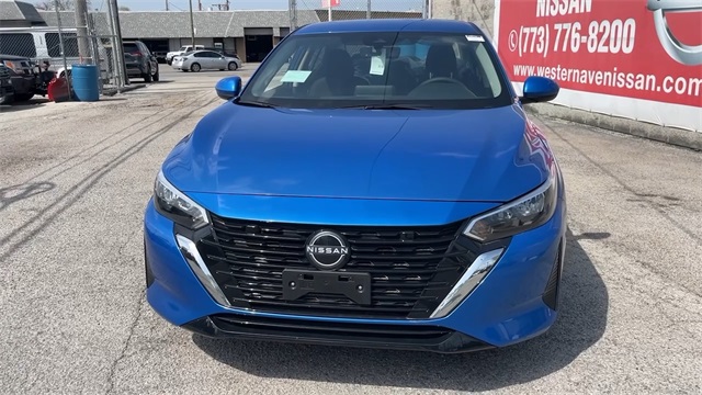Vehicle image 4 of 22