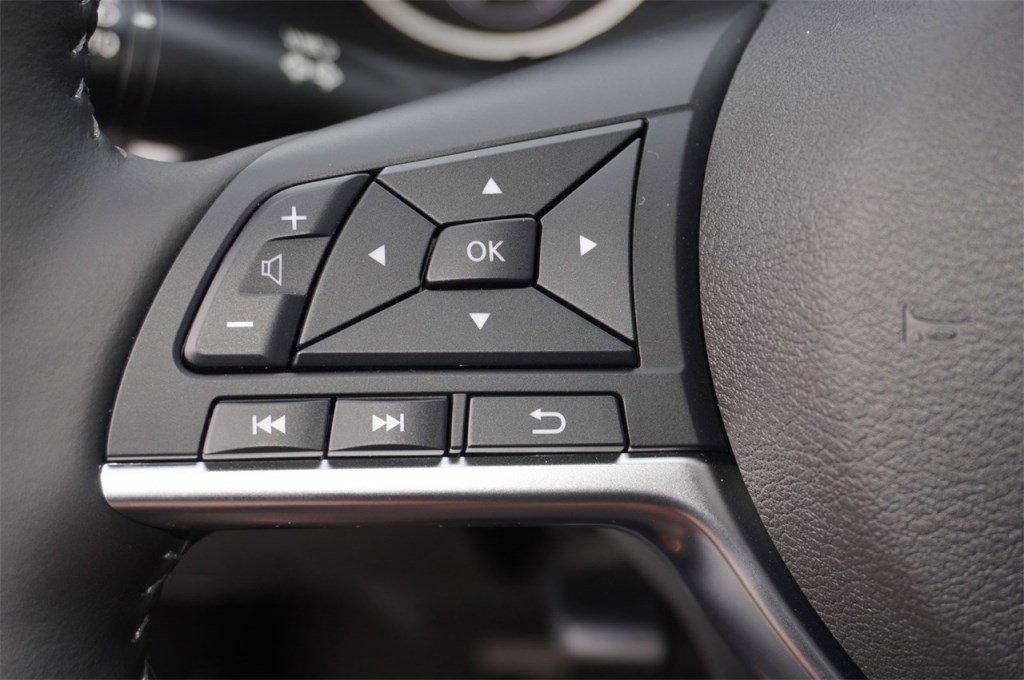Vehicle image 47 of 55