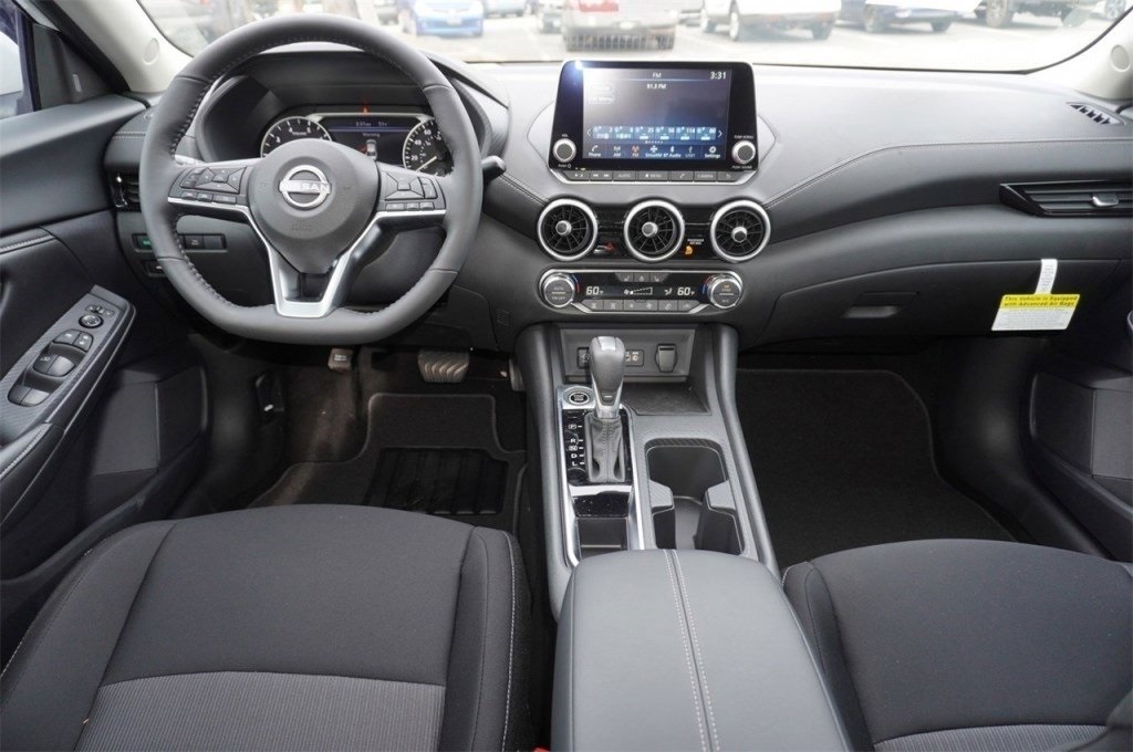 Vehicle image 17 of 55