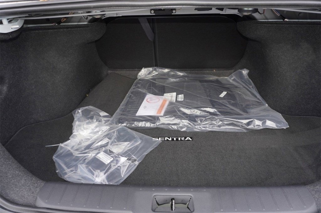 Vehicle image 6 of 55