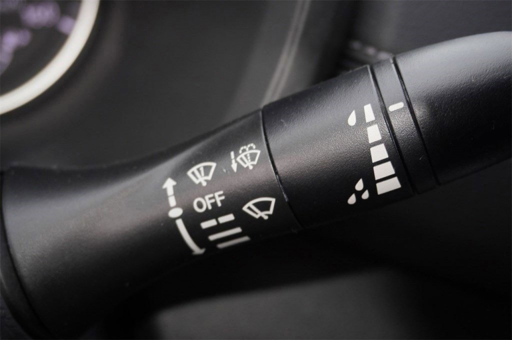 Vehicle image 51 of 55