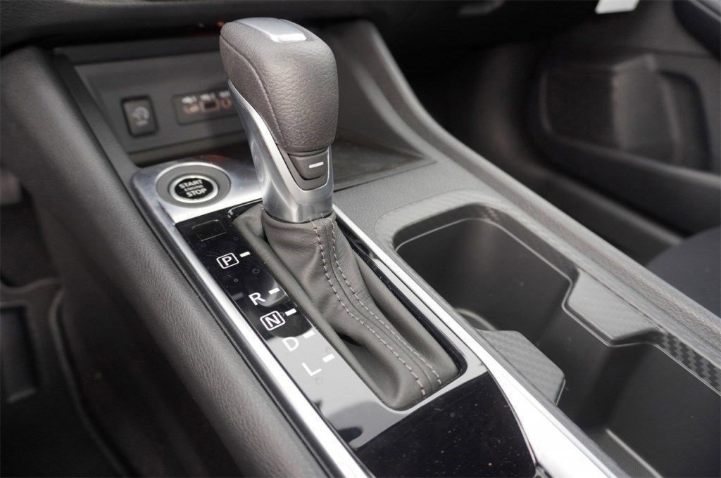 Vehicle image 26 of 55