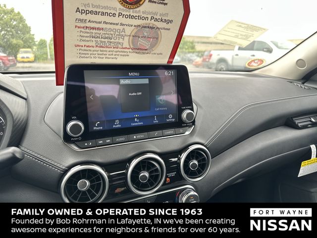 Vehicle image 20 of 37