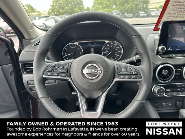Vehicle image 21 of 37