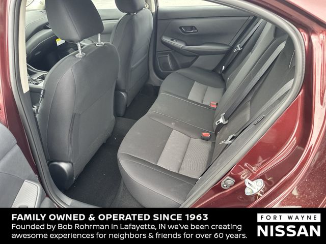 Vehicle image 34 of 37