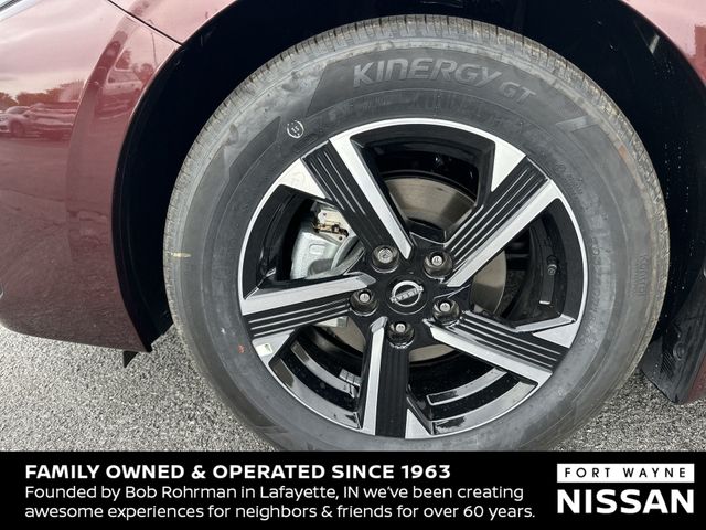 Vehicle image 13 of 37