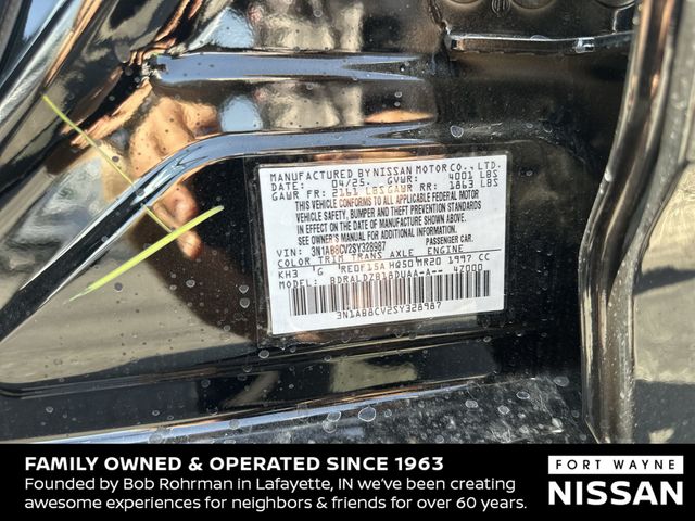 Vehicle image 22 of 37