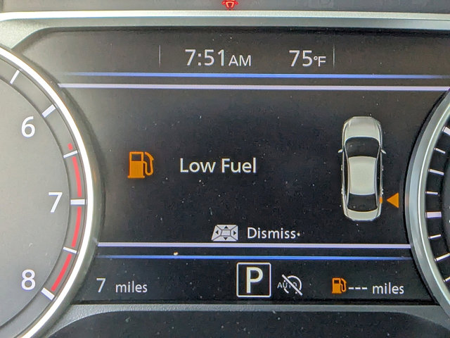 Vehicle image 14 of 28