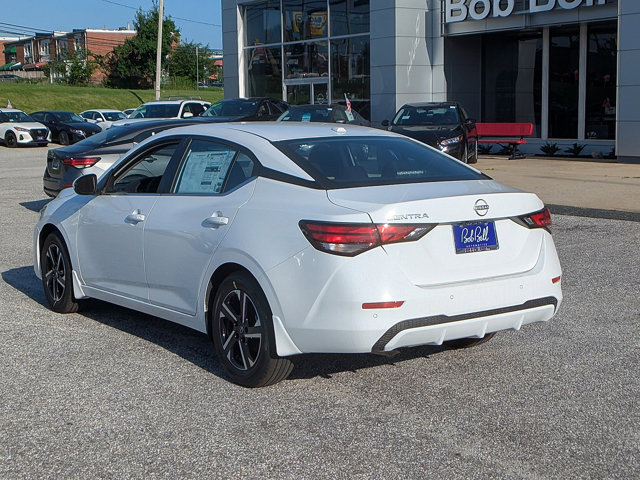 Vehicle image 8 of 28