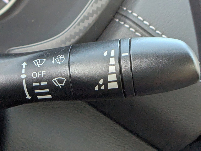 Vehicle image 22 of 28