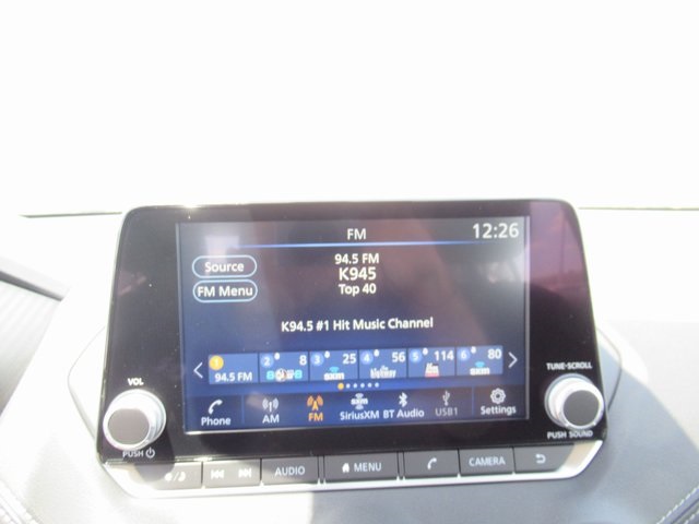 Vehicle image 12 of 19