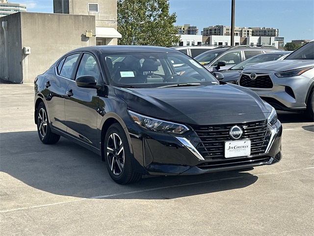 2025 Nissan Sentra SV Image 3 of 18