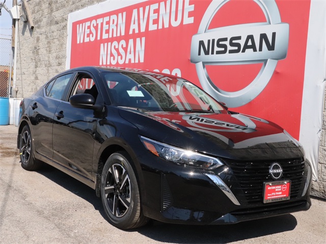 Vehicle image 4 of 25