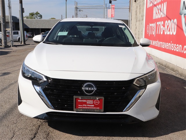 Vehicle image 2 of 24
