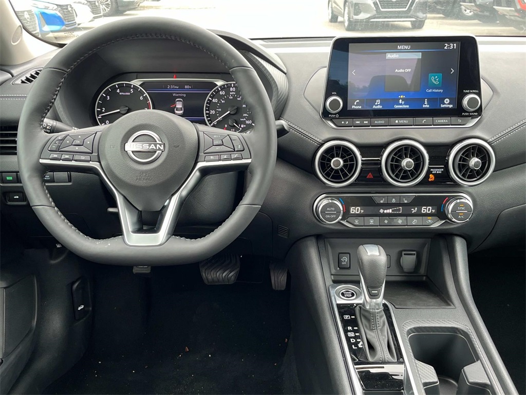 Vehicle image 12 of 26
