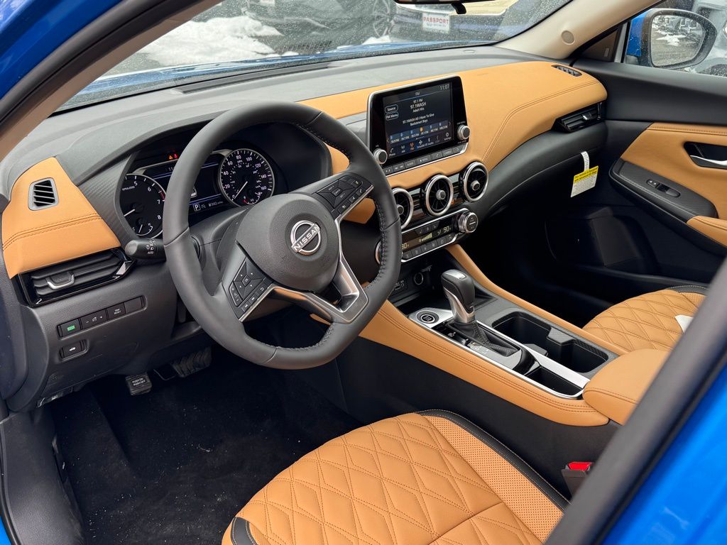 Vehicle image 7 of 27