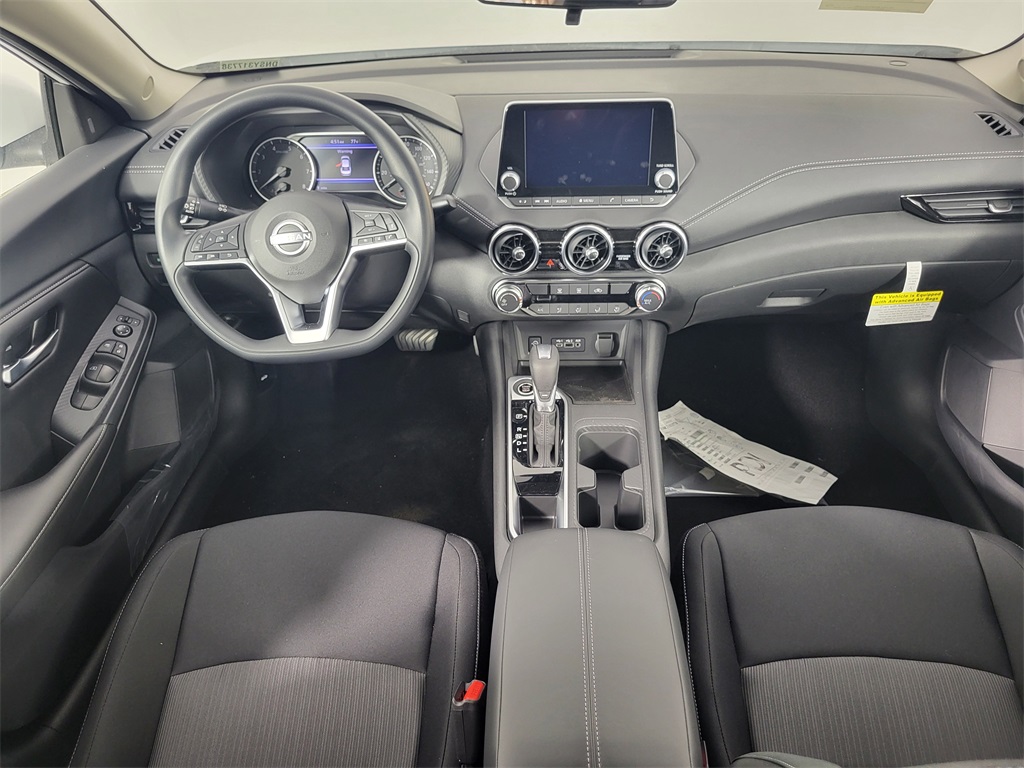 Vehicle image 19 of 24