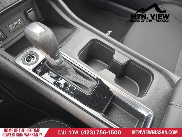Vehicle image 18 of 18