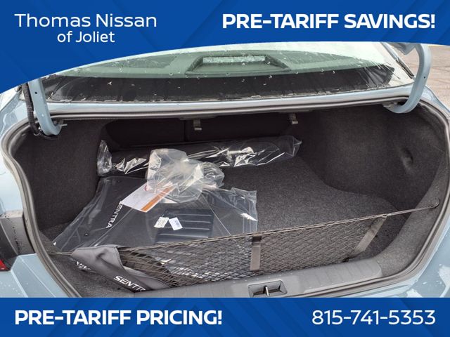 Vehicle image 14 of 25