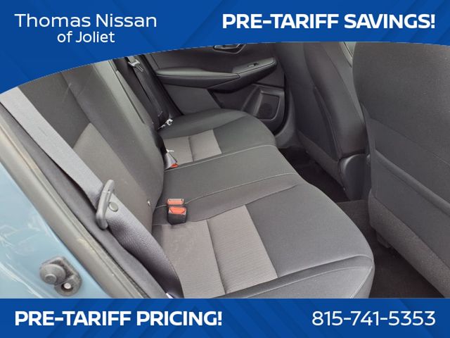 Vehicle image 15 of 25