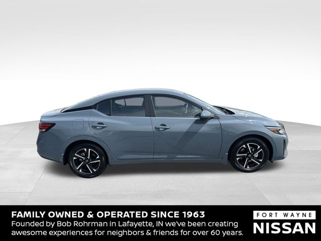Vehicle image 8 of 36