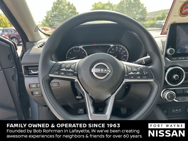 Vehicle image 34 of 36