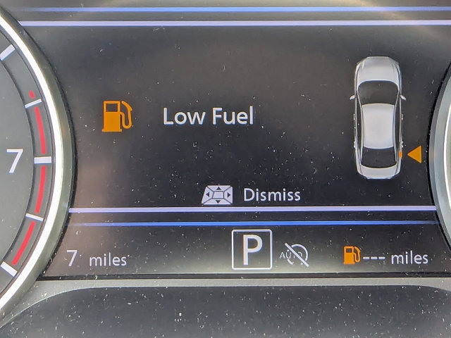 Vehicle image 14 of 27