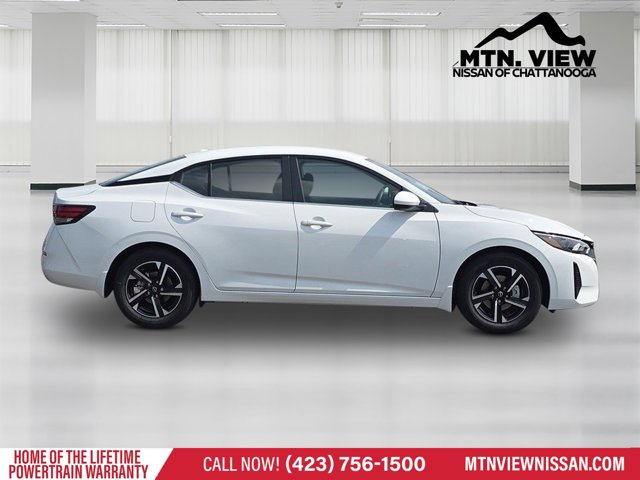 Vehicle image 3 of 20
