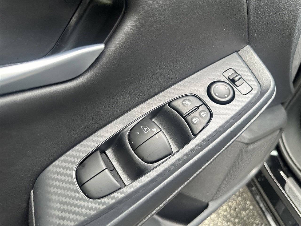 Vehicle image 32 of 32