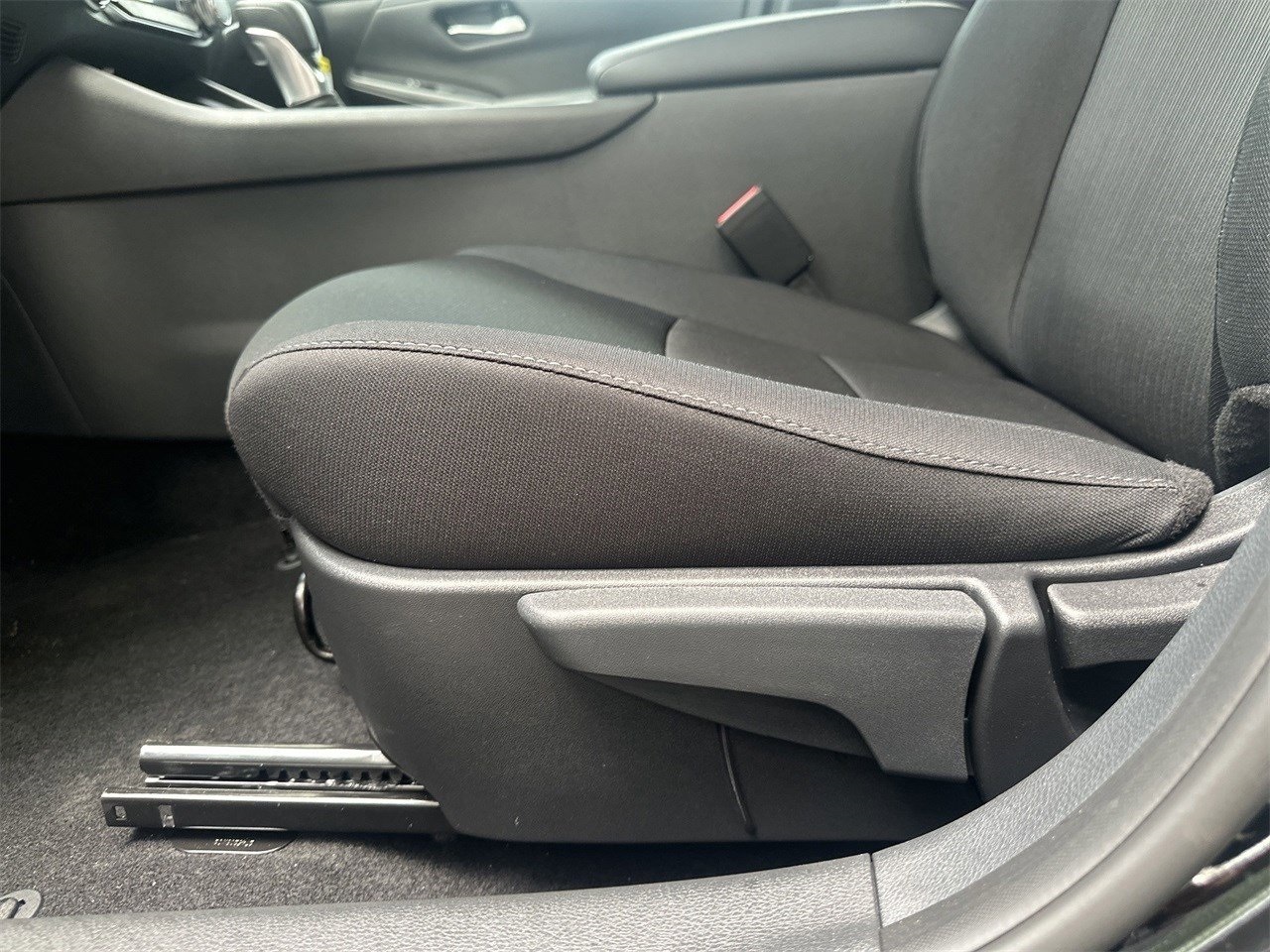 Vehicle image 31 of 32