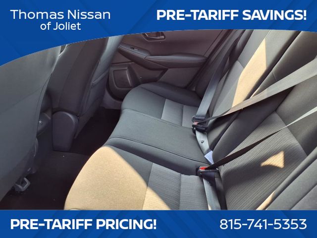 Vehicle image 24 of 25