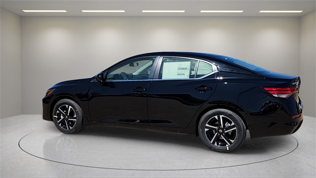 Vehicle image 7 of 40