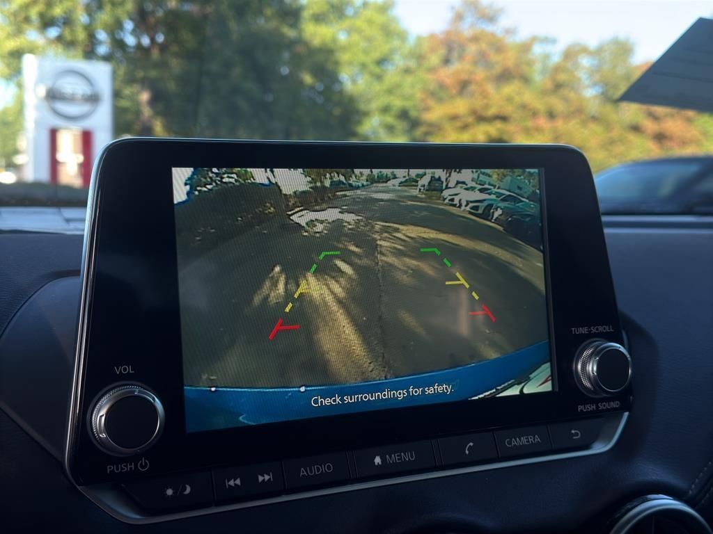 2025 Nissan Sentra SV Image 15 of 30