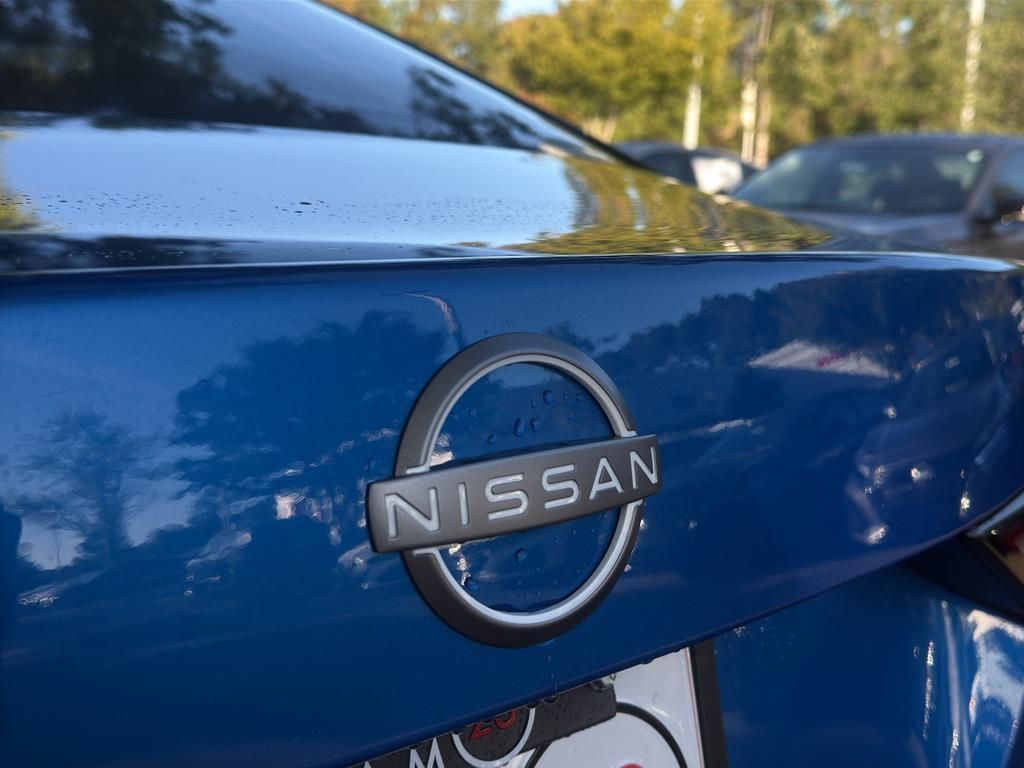 2025 Nissan Sentra SV Image 21 of 30