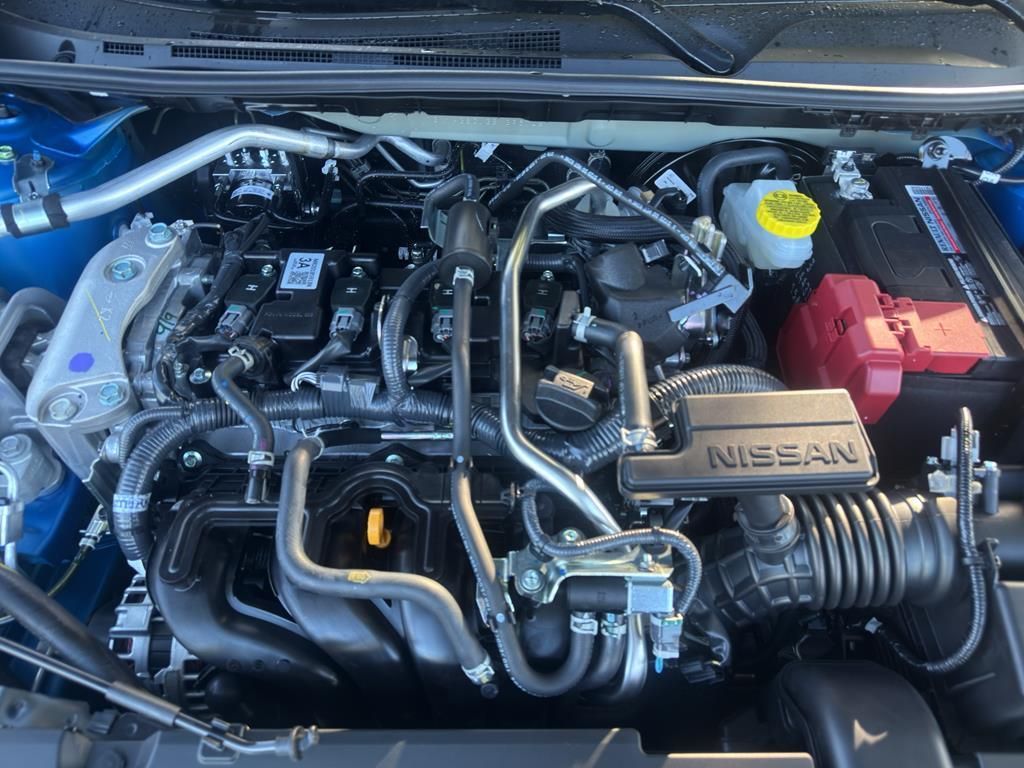 2025 Nissan Sentra SV Image 9 of 30