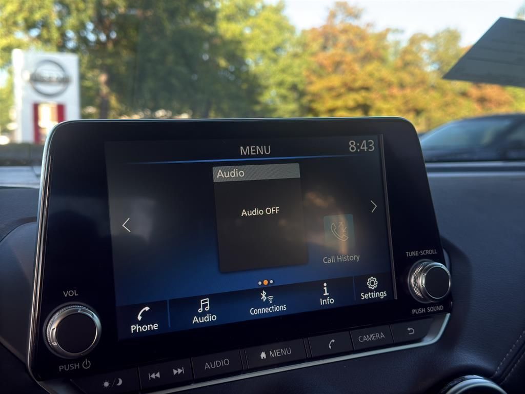 2025 Nissan Sentra SV Image 16 of 30