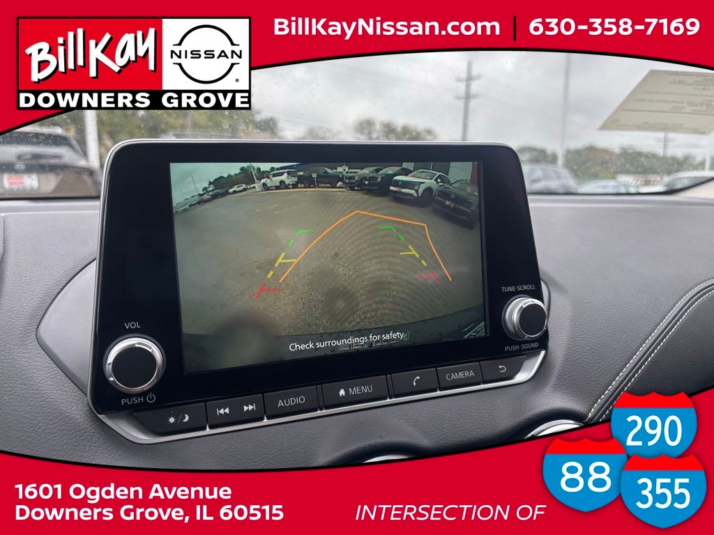 2025 Nissan Sentra SV Image 13 of 31