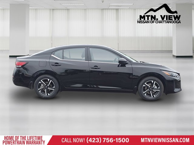 Vehicle image 3 of 18