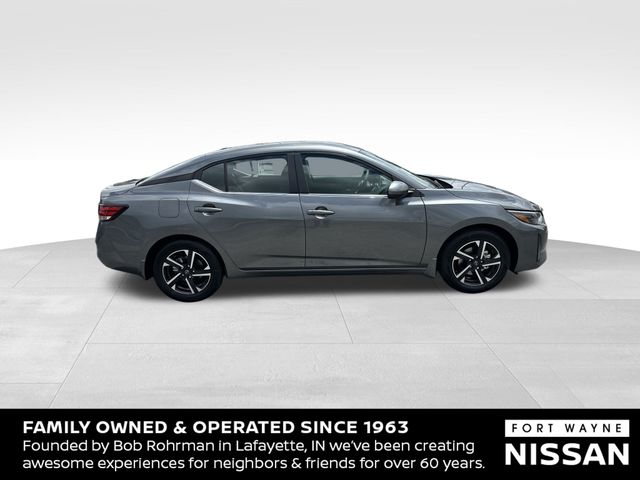 Vehicle image 9 of 37
