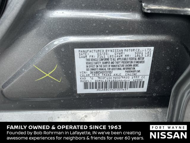 Vehicle image 23 of 37