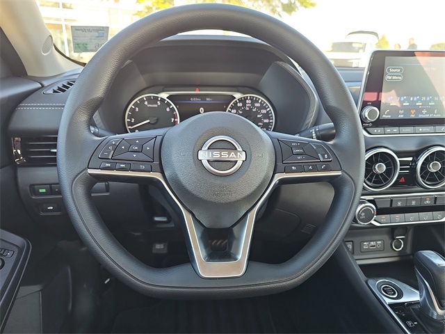 Vehicle image 17 of 17