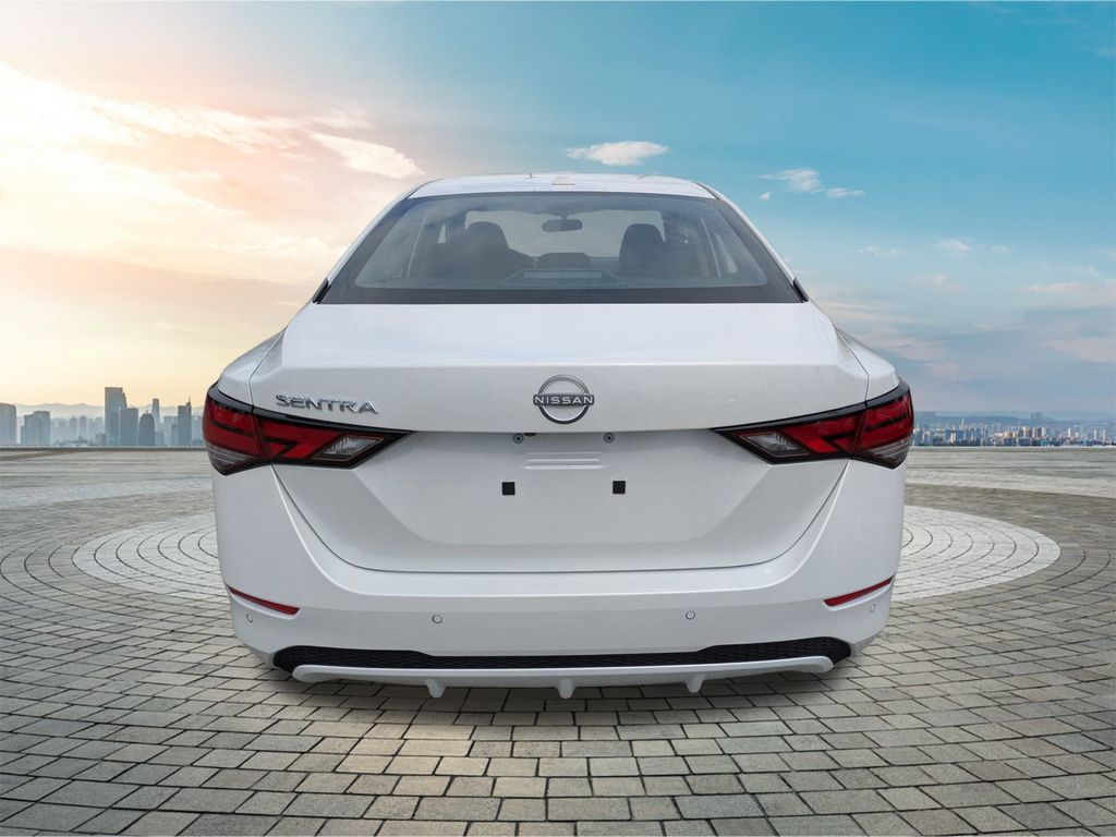 2025 Nissan Sentra SV Image 7 of 27