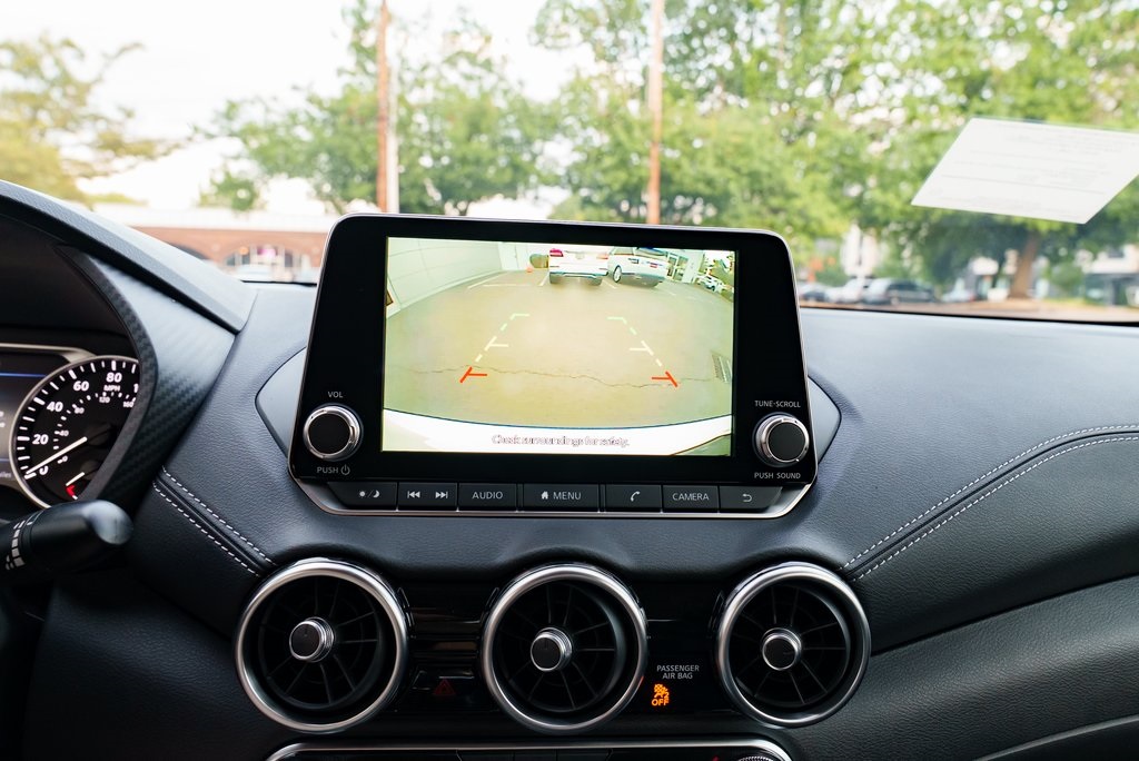 2025 Nissan Sentra SV Image 22 of 28