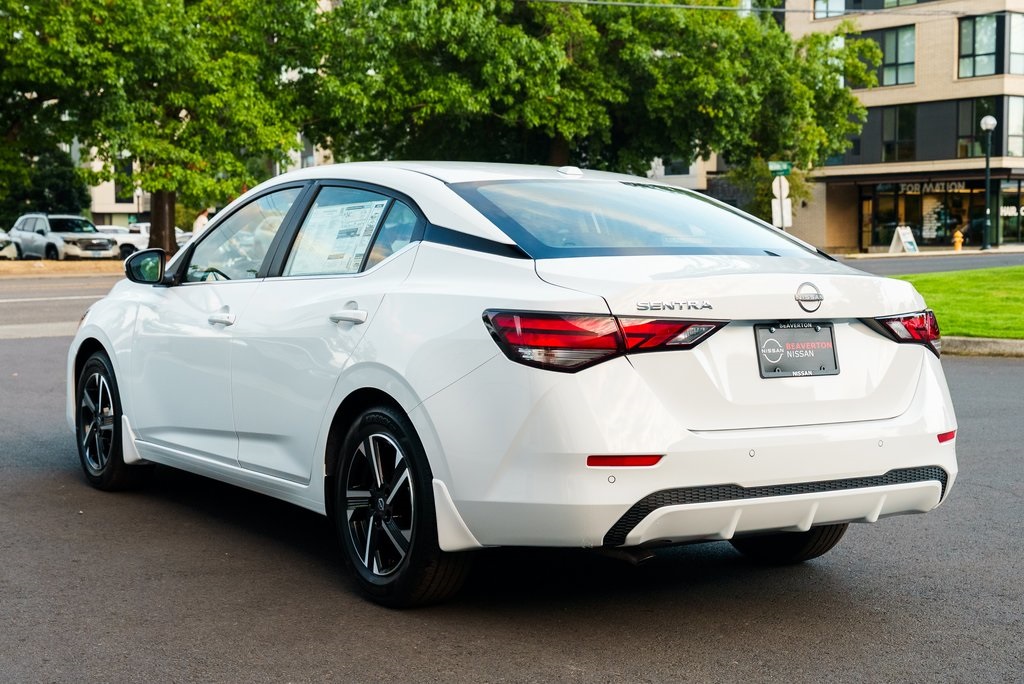2025 Nissan Sentra SV Image 7 of 28