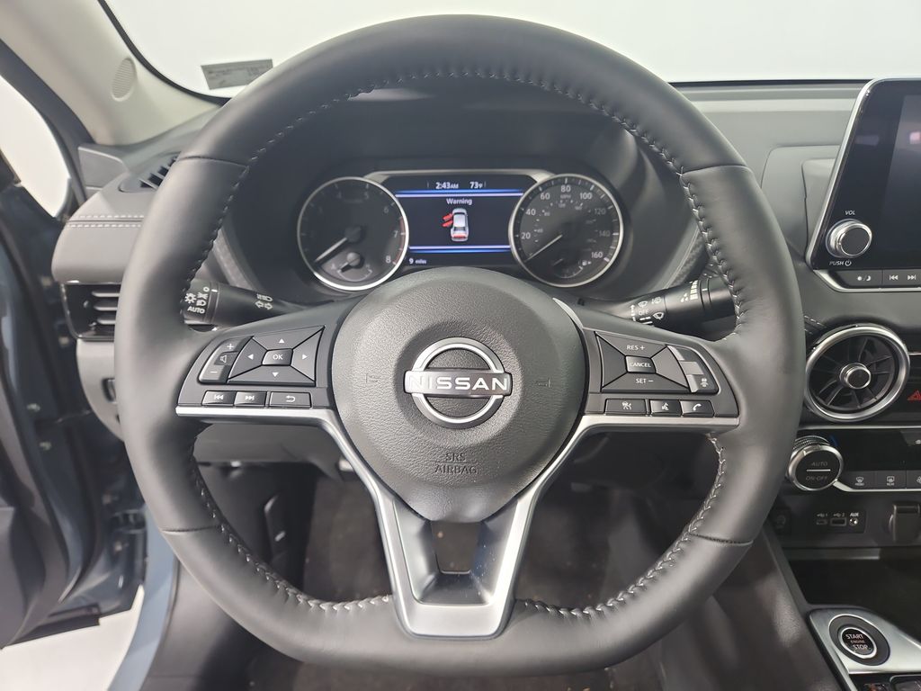 2025 Nissan Sentra SV Image 17 of 28