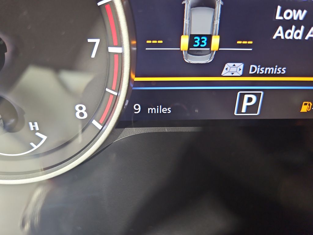 2025 Nissan Sentra SV Image 19 of 28