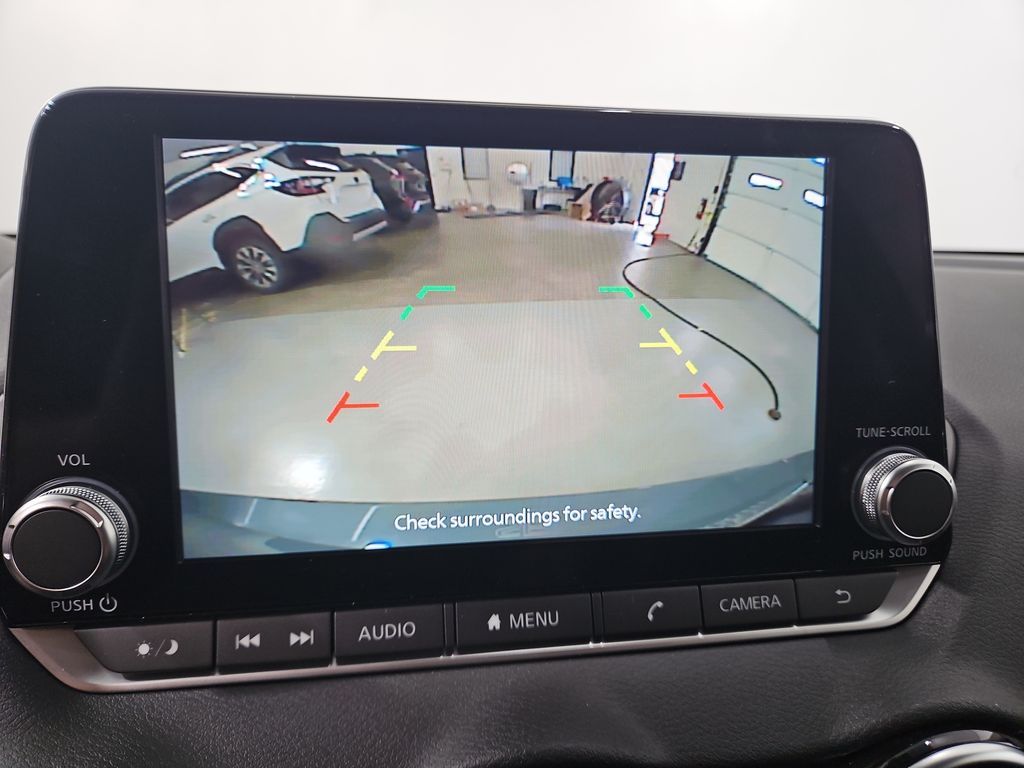 2025 Nissan Sentra SV Image 20 of 28